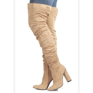 Cape Robbin ADORE YOU Scrunched Block Heel Thigh High Boots Size 5.5